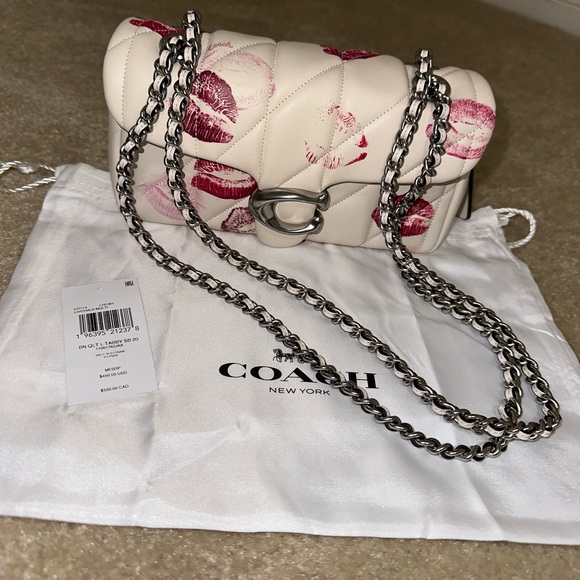 Coach Handbags - ❗️ PRICE FIRM ❗️ Coach kiss print quilted tabby 20